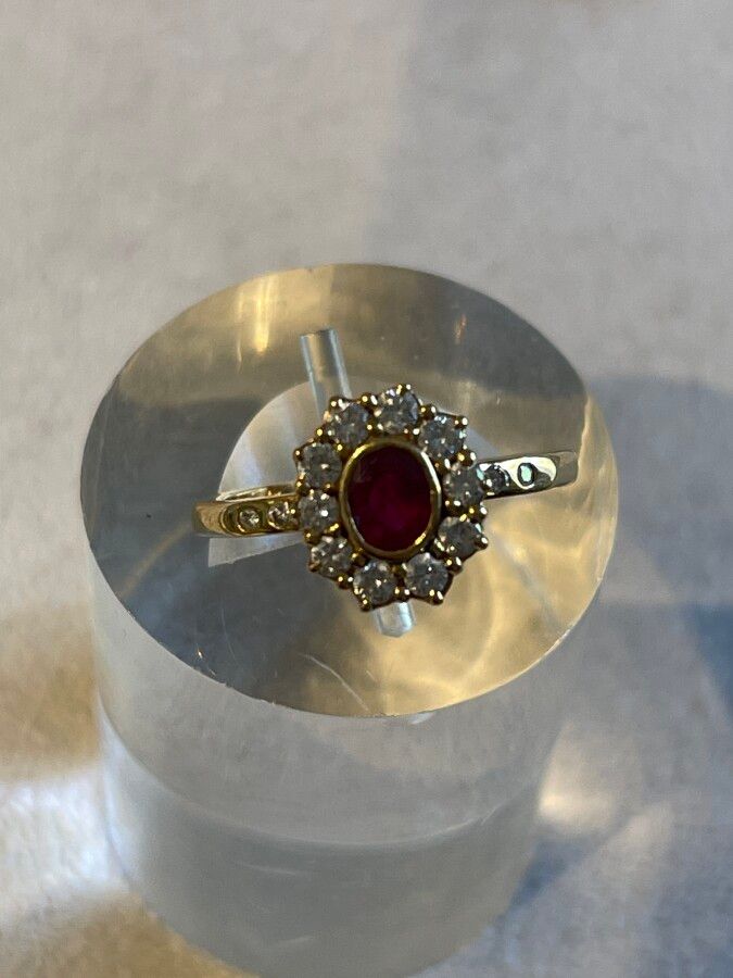 Null Gold ruby and diamond ring weight 4 g TDD 48 balls
