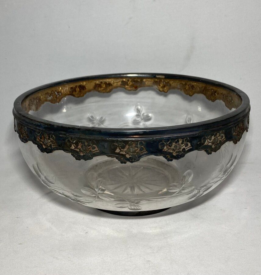 Null Copa de cristal tallado redondo, monturas de plata

Minerva

H.: 11 cm D.: &hellip;