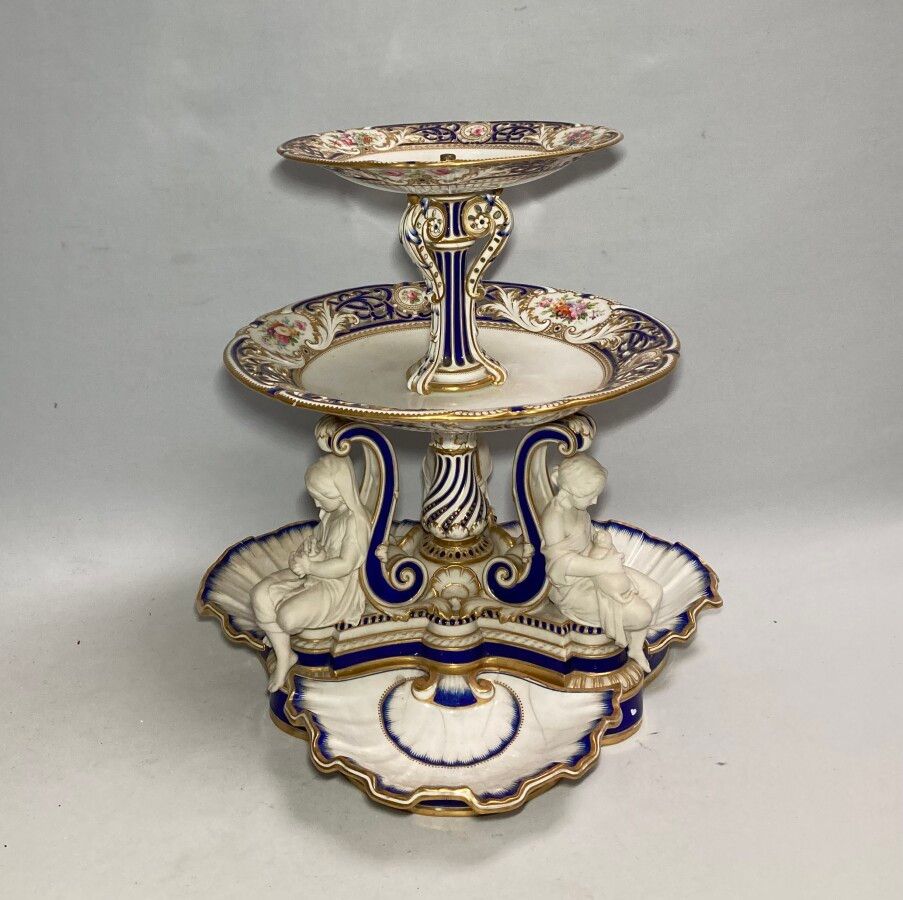 Null MINTON - after a model by Pierre Emile JEANNEST

Important porcelain TABLE &hellip;
