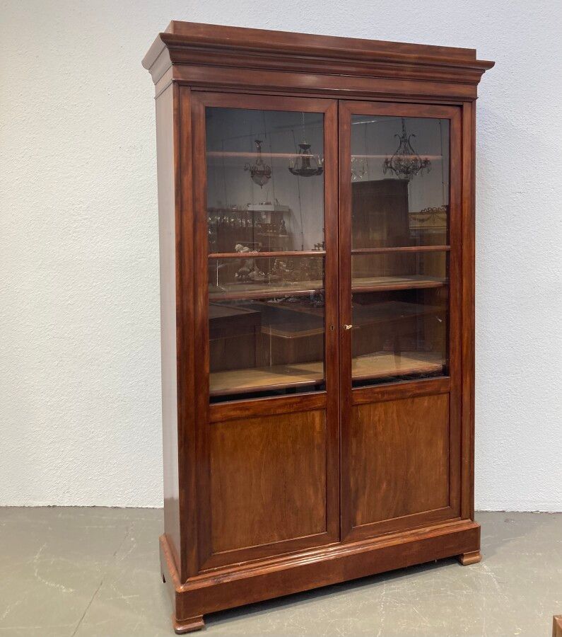 Null Mahogany and mahogany veneer LIBRARY opening with two glass doors in front
&hellip;