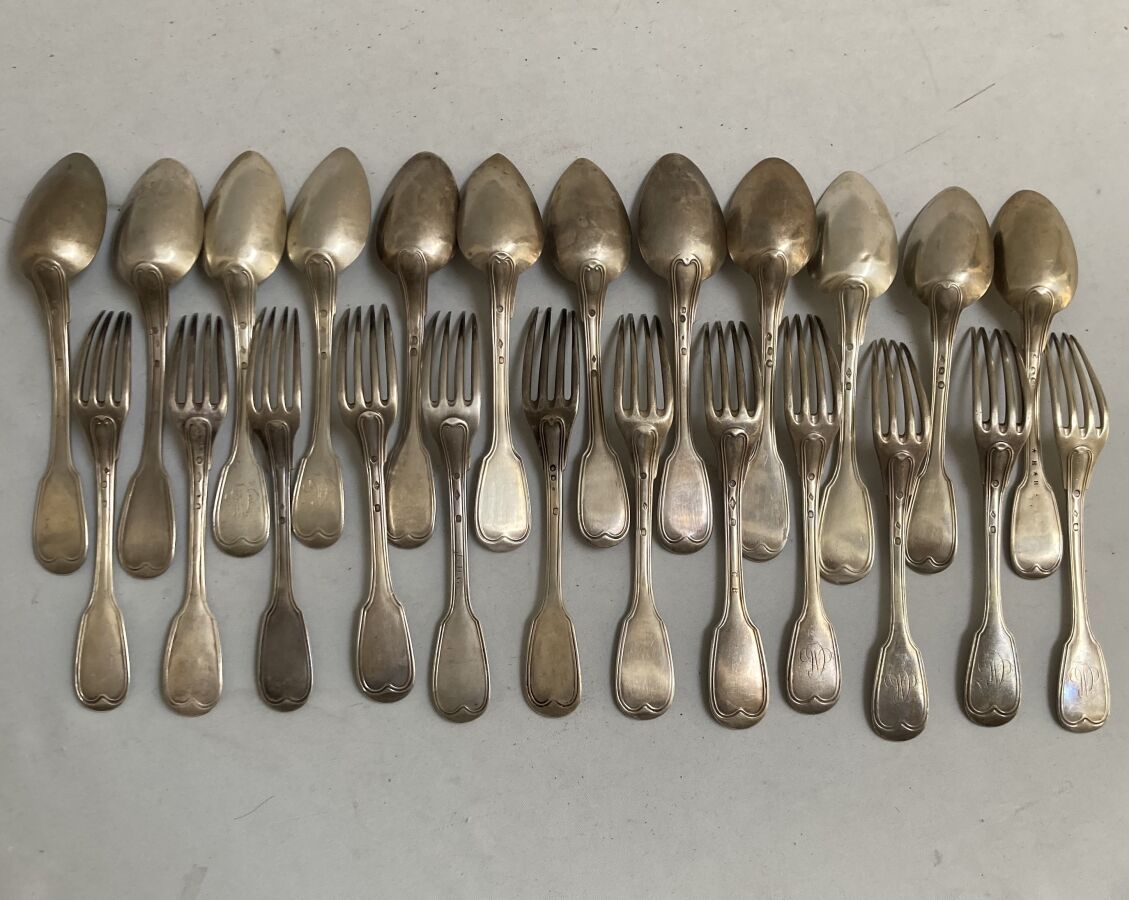 Null Twelve silver FORKS and twelve silver SPoons, filets model, engraved

1798-&hellip;