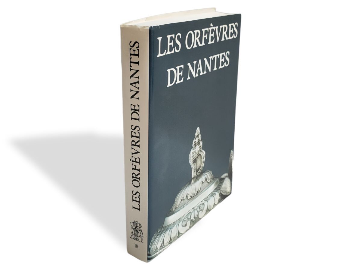 Null Francis MUEL, Les orfèvres de Nantes, Cahier de l'Inventaire, 1989年，一卷四开本，有&hellip;