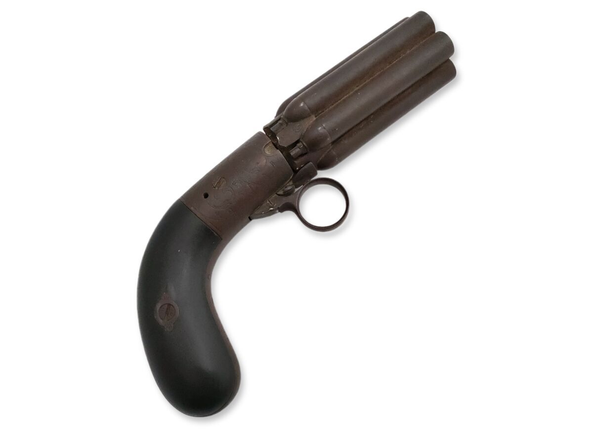 Null 六连发胡椒盒手枪，口径9毫米，圆框，环形扳机，标有 "Mariette breveté"。

长：19厘米