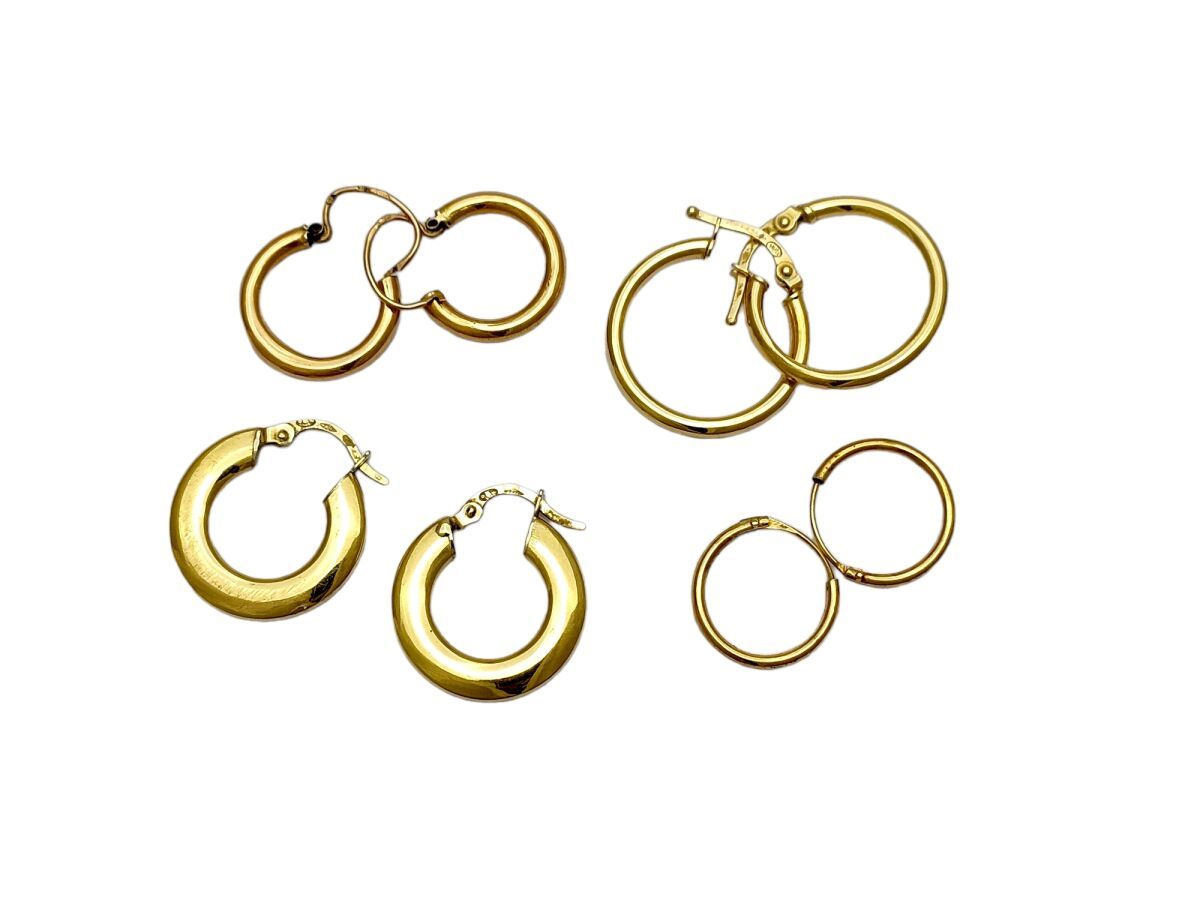 Null 4 pairs of gold CREOLES weight 4,2 g