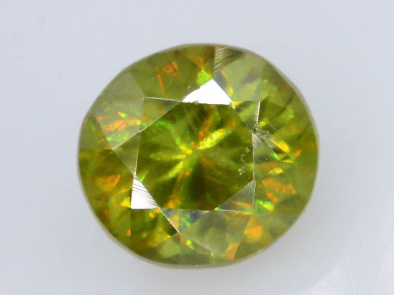SPHENE VERT CHROME - 1.07 Cts - MADAGASCAR 天然宝石 - 产地：马达加斯加 - 1.07克拉 - 颜色：绿/铬黄 - &hellip;