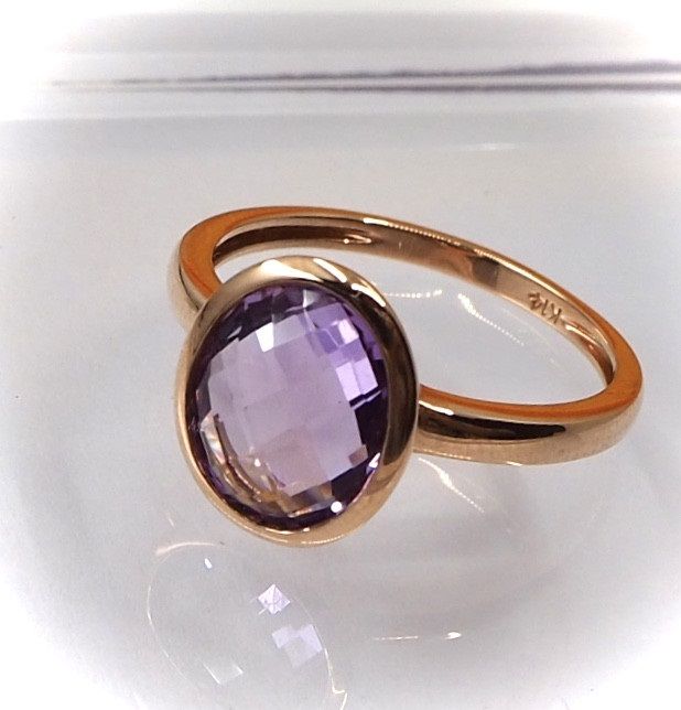 BAGUE EN OR 14 CARATS AVEC AMETHYSTE 2.40 CARATS avec Certificat GFCO Laboratoir&hellip;