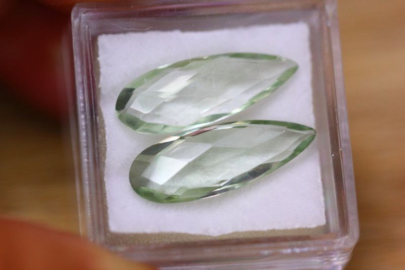 PAIRE PRASSIOLITES 8.10 CT- BRESIL PAIR OF NATURAL PRASSIOLITES FROM BRAZIL

 - &hellip;