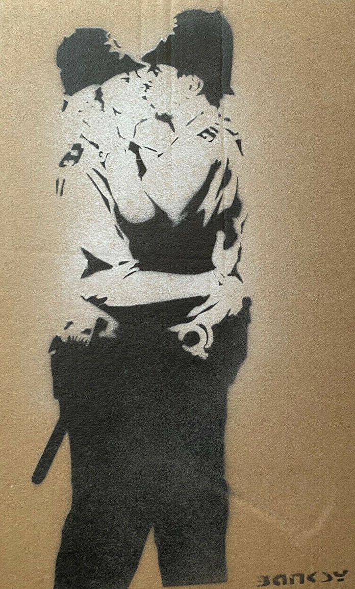 Banksy né en 1974 (D'après) BANKSY (D'après) (1974) - "KISSING COOPER", Weston S&hellip;