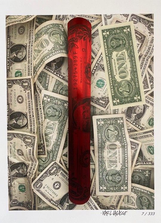 KARL LAGASSE ( né en 1981) 艺术家Karl LAGASSE的单版石版画。真正的红色镀金 增强了拼贴的1美元原票。

作品编号为333，&hellip;