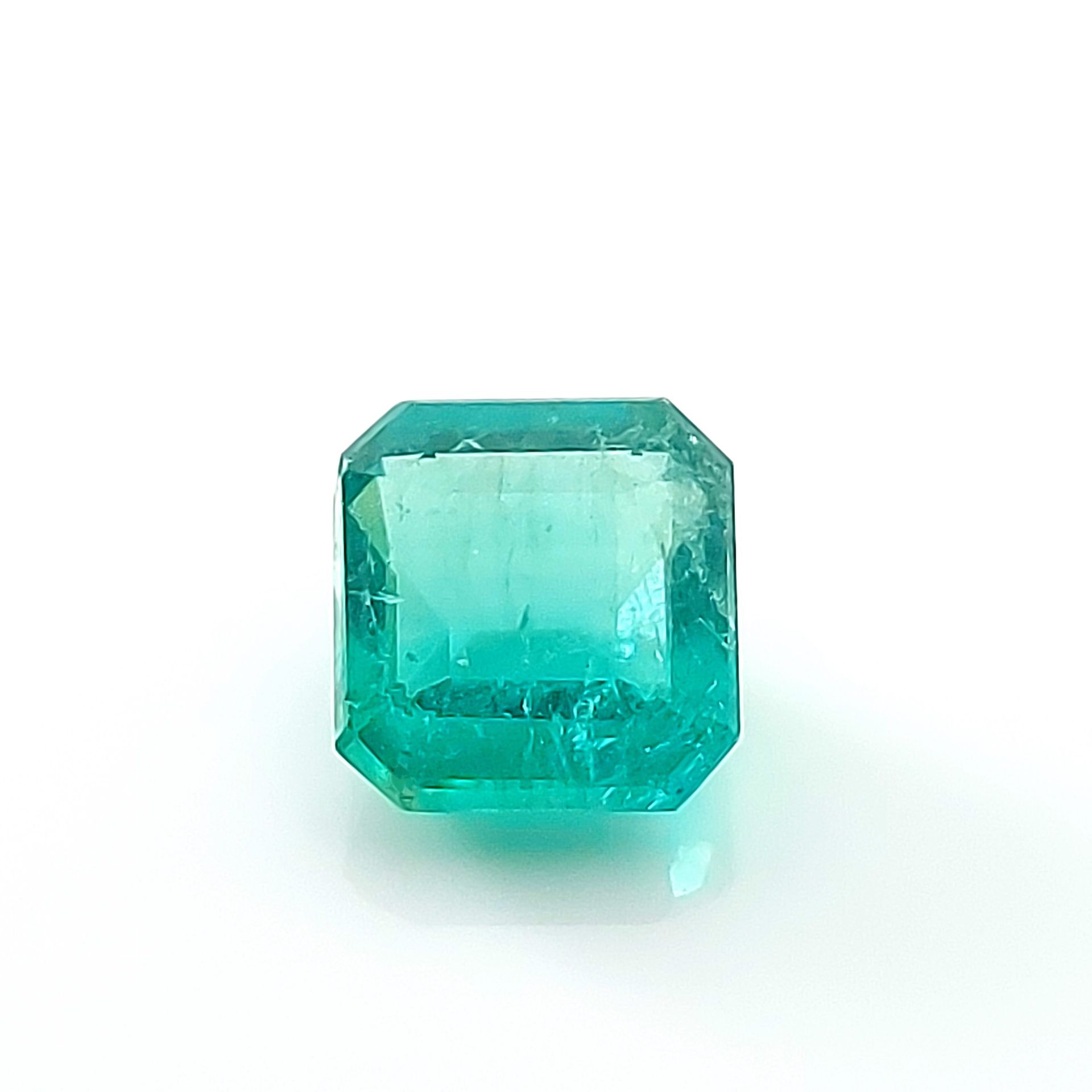 Emeraude Brésil – 1.47 cts EMERAUDE - From Brazil - Green color - Square size - &hellip;
