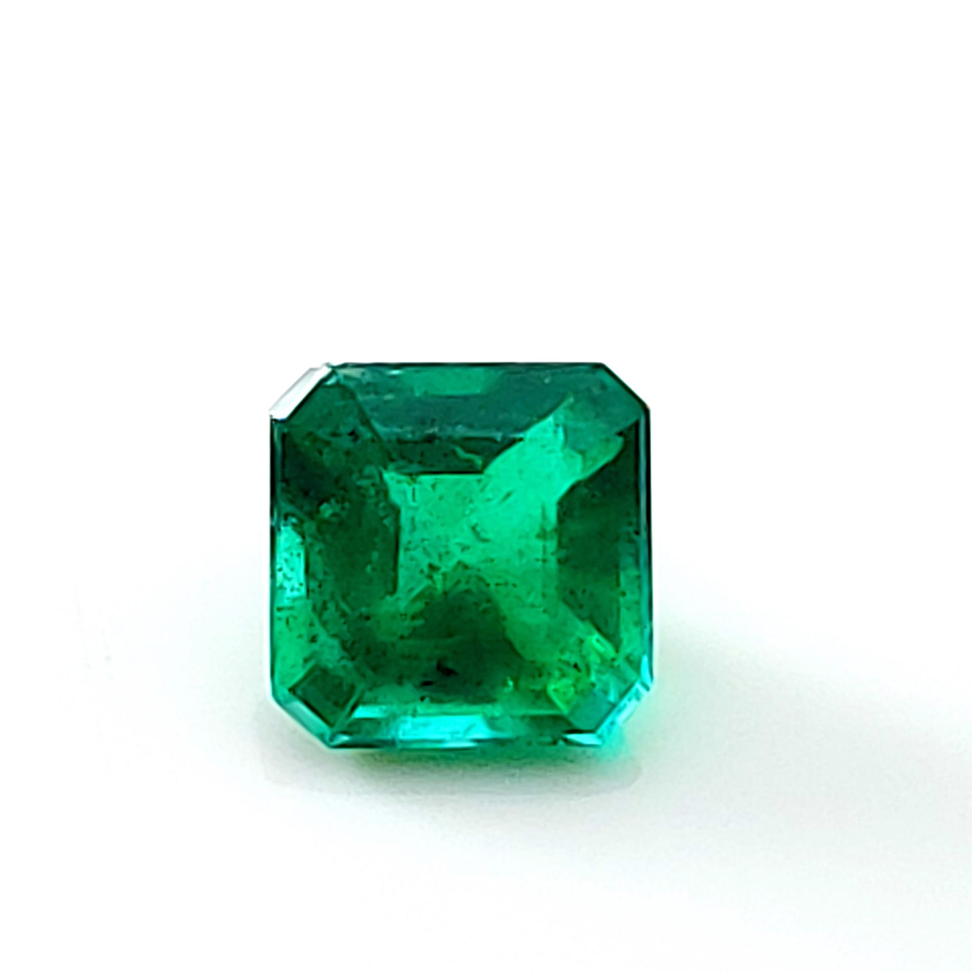 Emeraude Brésil – 0.52 ct EMERAUDE - De Brasil - Color verde - Tamaño cuadrado -&hellip;