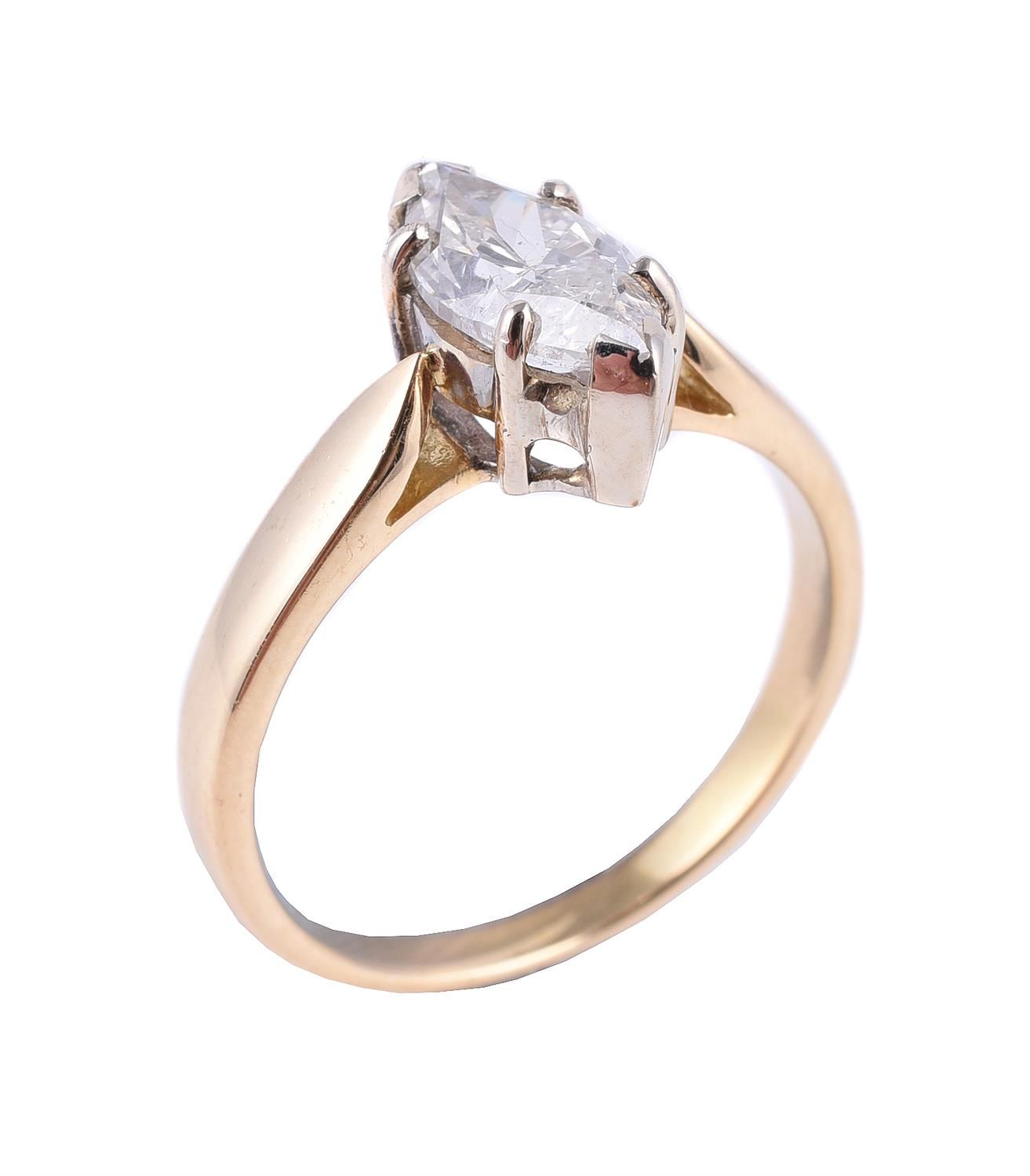 A single stone diamond ring 一枚单石钻石戒指，榄尖形切割钻石估计重1克拉，六爪镶嵌，18K金部分印记，手指尺寸N 1/2，总重3.7&hellip;