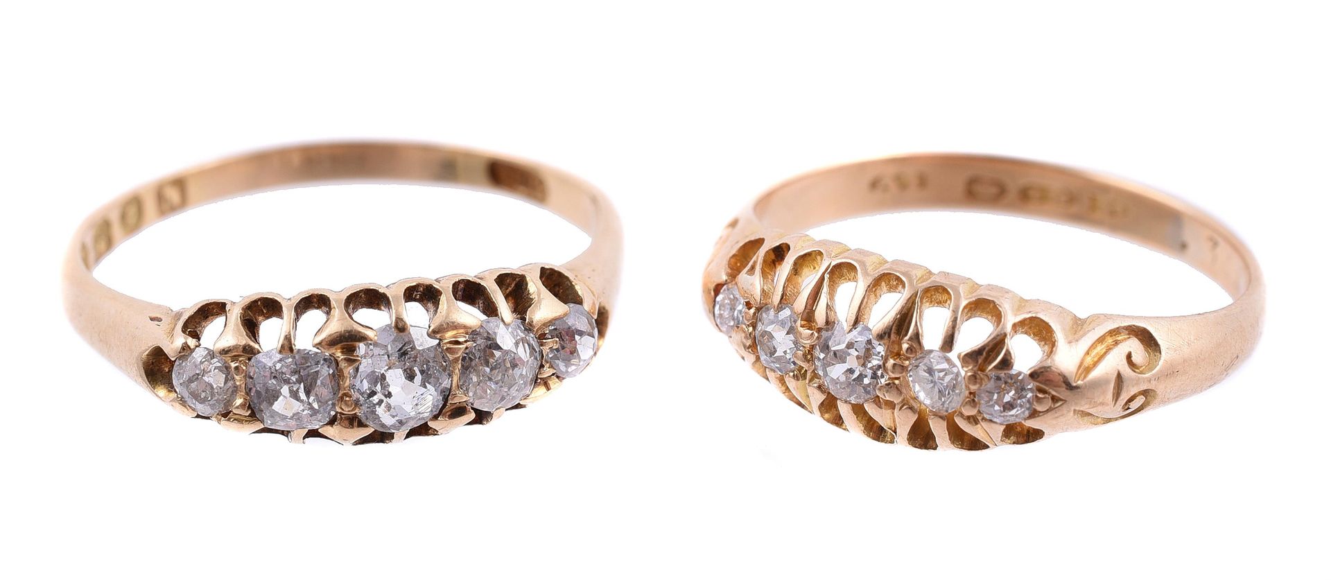 An 18 carat gold Victorian five stone diamond ring 一枚18K金维多利亚时期的五颗钻石戒指，五颗老式切割钻石在&hellip;