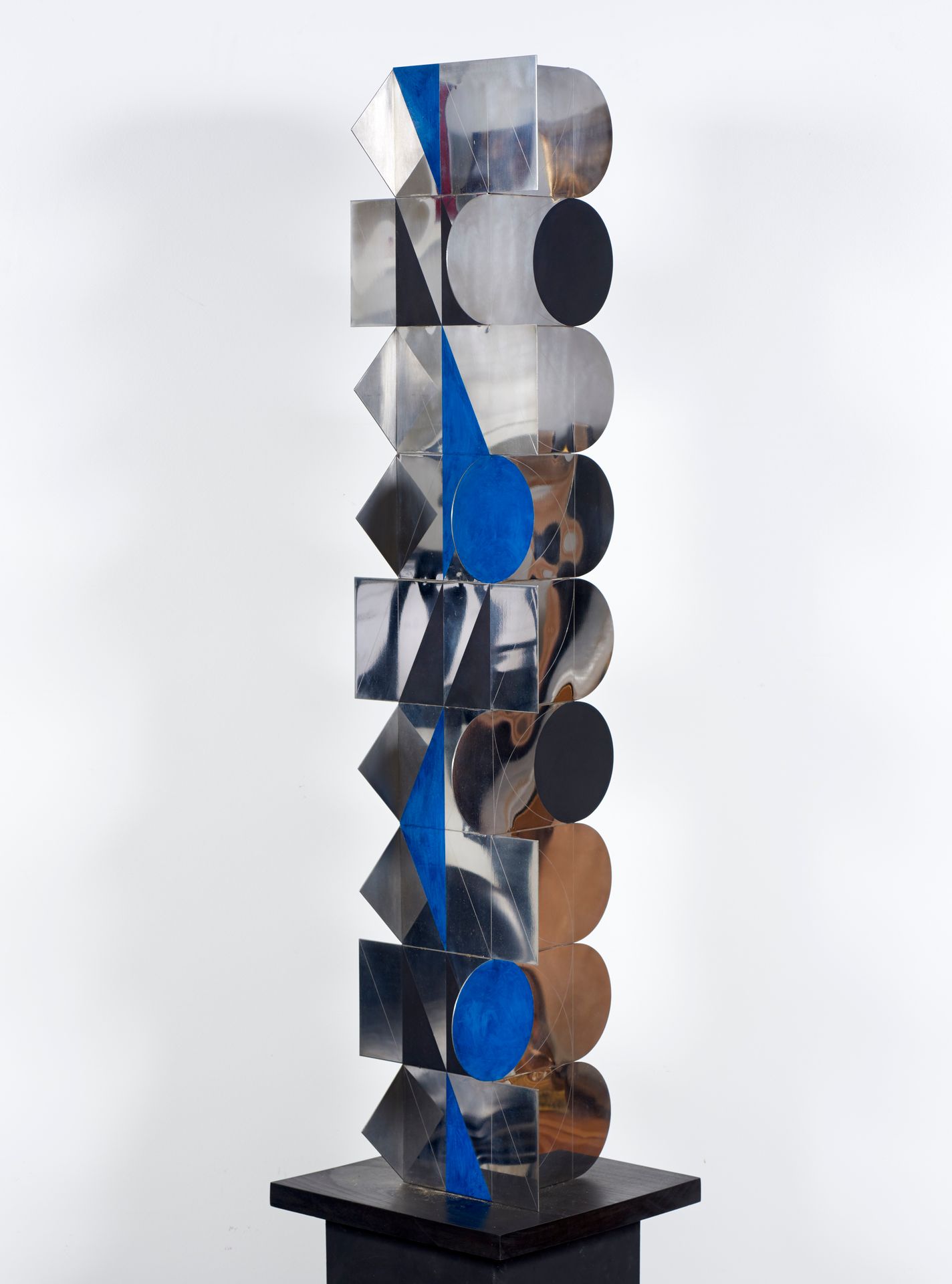 Roland CABOT (1929-2020) 
Roland CABOT (1929-2020)




Painted steel number 19. &hellip;