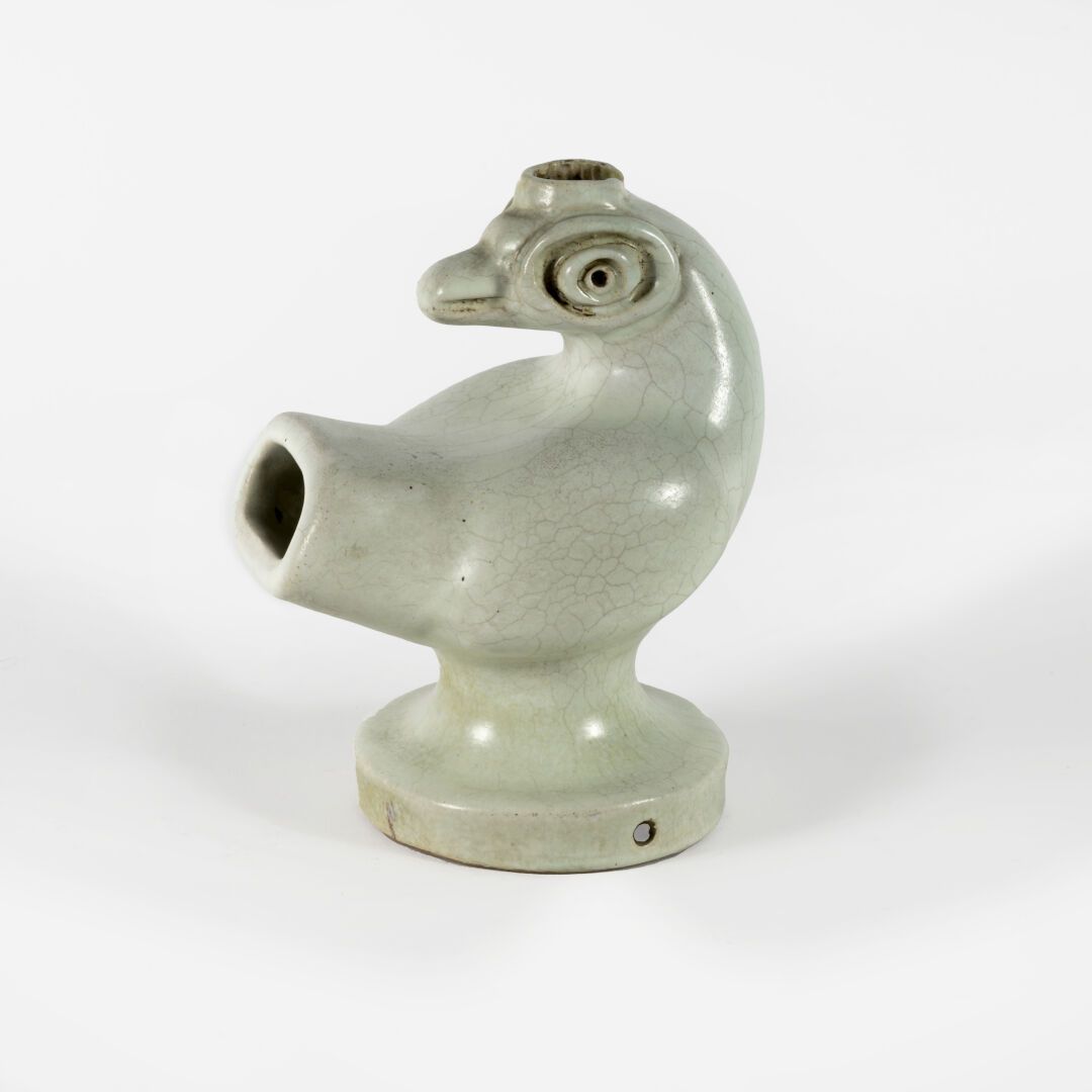 Georges JOUVE (1910-1964) Hen forming a lamp stand in cream glazed ceramic with &hellip;