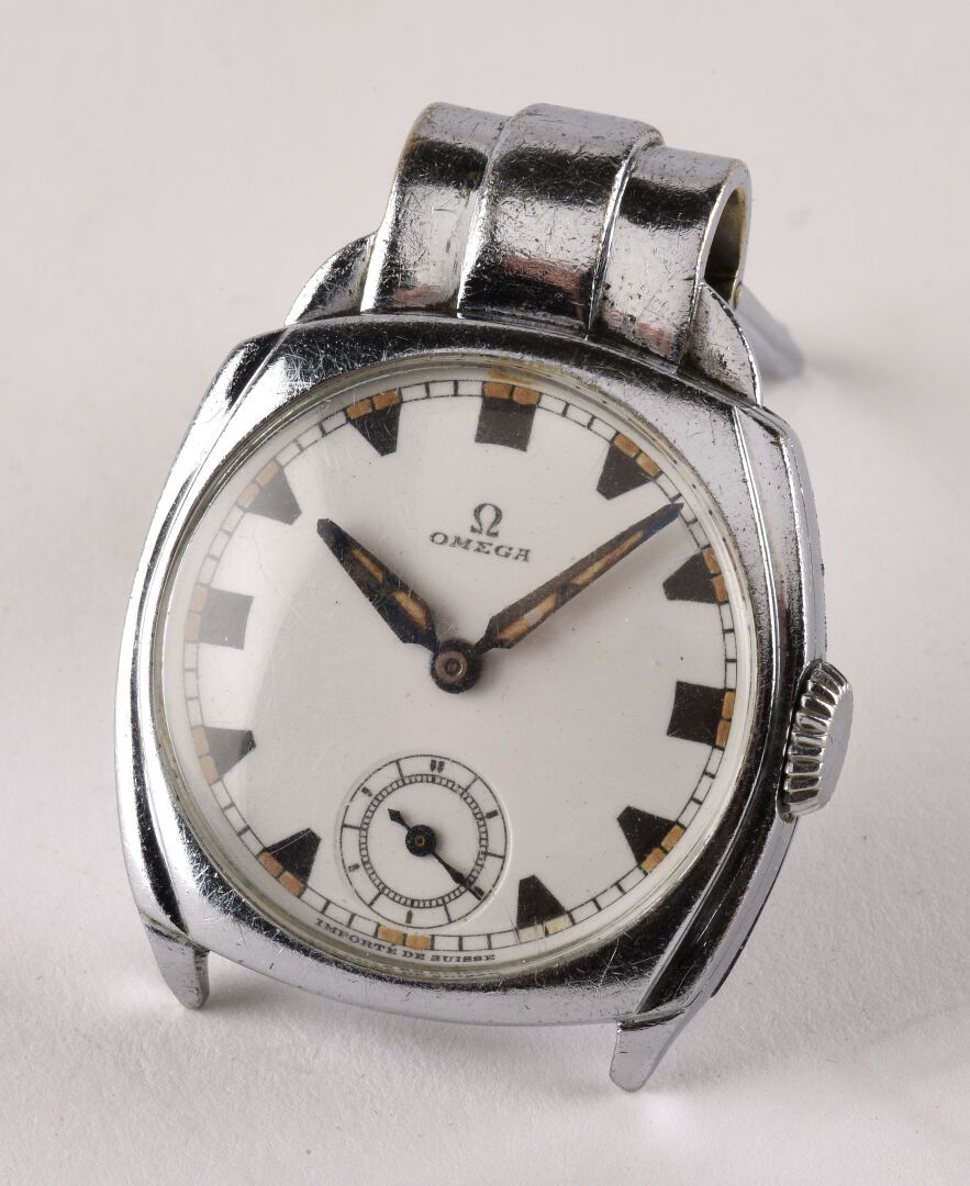 OMEGA "Montre agrafe ou clip" vers 1931 罕见的特殊钢夹式手表，优雅的 "装饰艺术 "风格的枕形表壳，旋入式表冠和夹式表背&hellip;