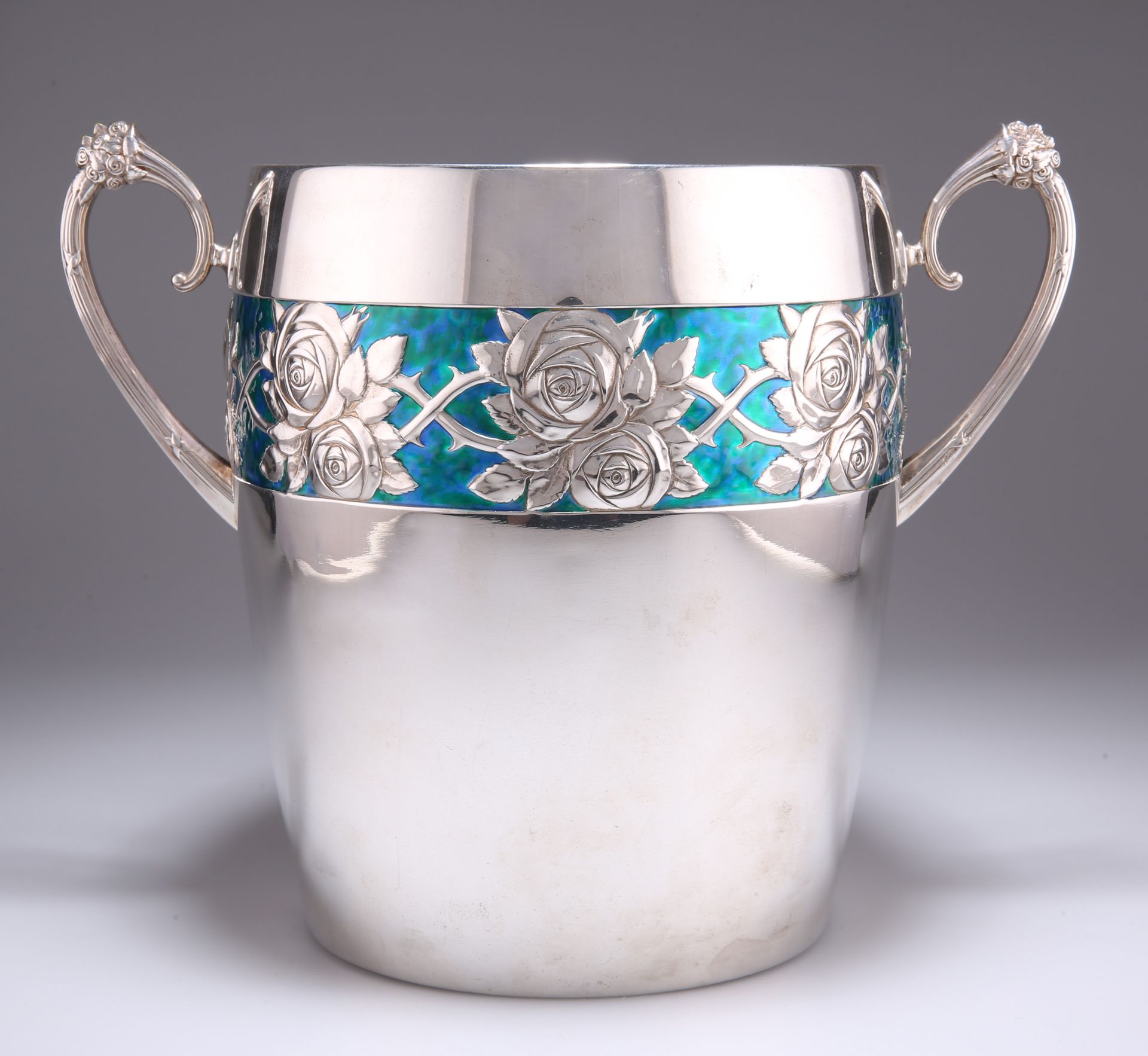 Null A LARGE GERMAN ART NOUVEAU SILVER-PLATED AND ENAMEL ICE BUCKET, by Wurttemb&hellip;