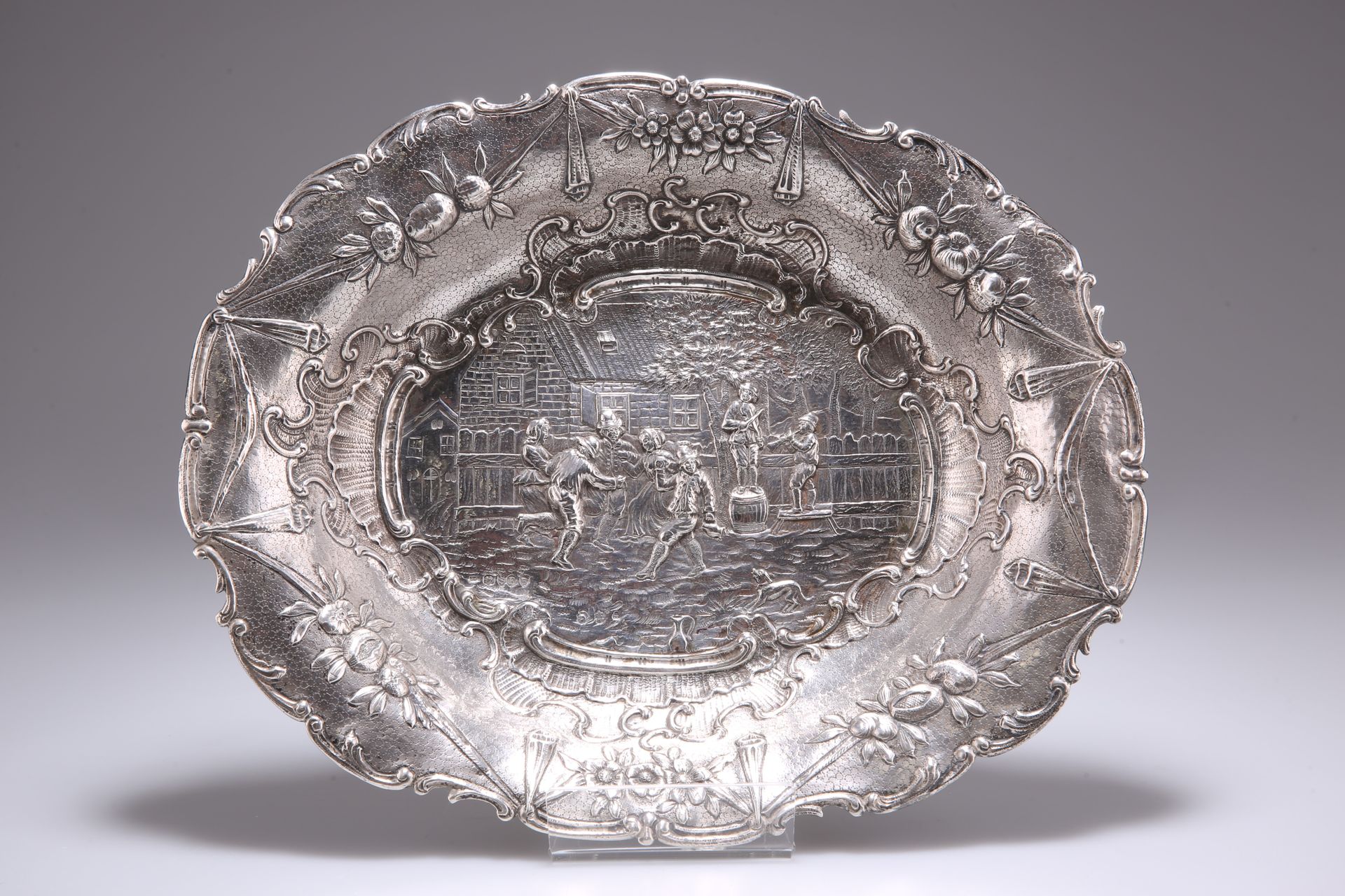 Null A GERMAN SILVER DISH, import mark, Thomas Glaser, London 1893, shaped oval &hellip;