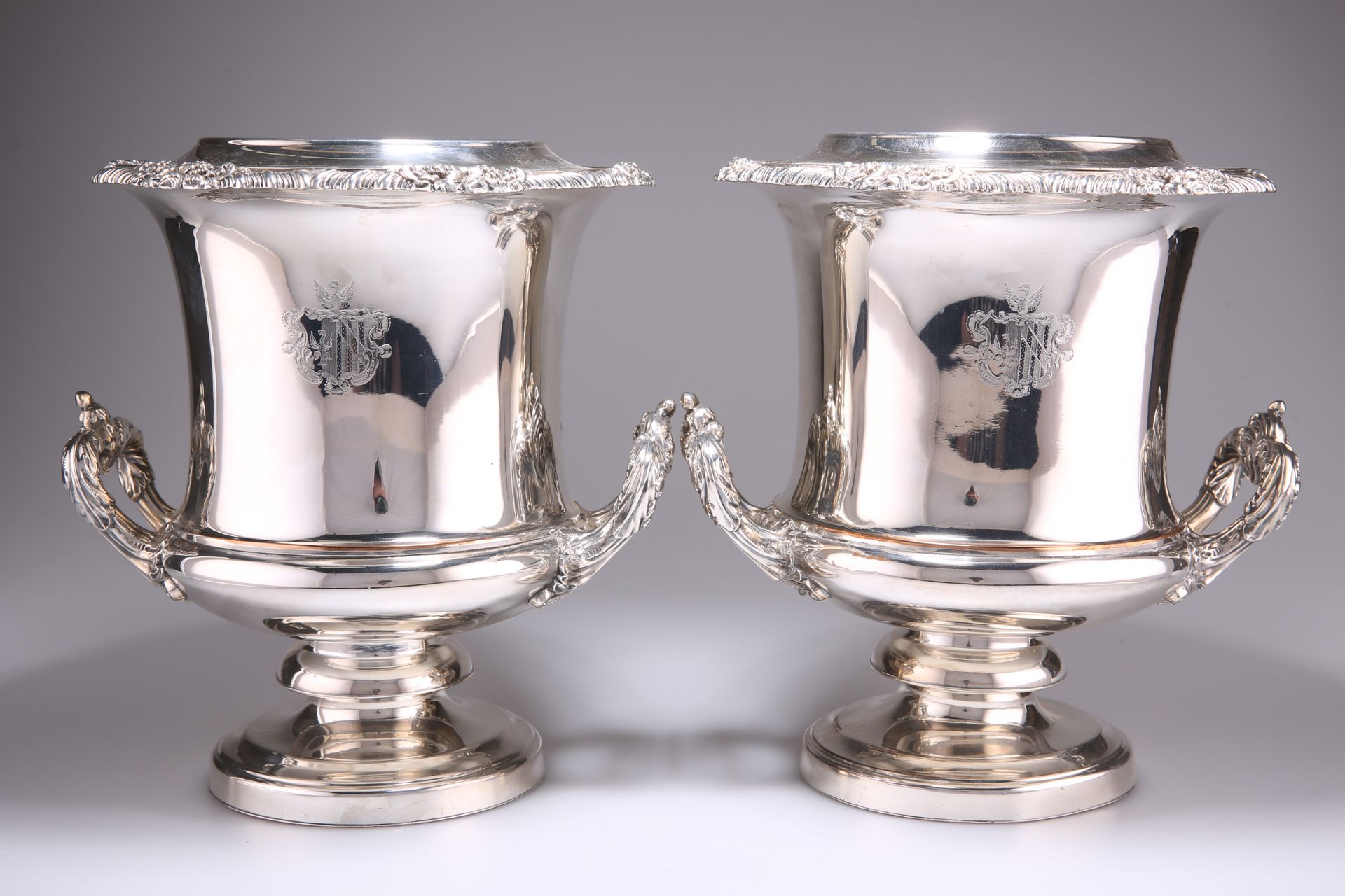 Null A PAIR OF OLD SHEFFIELD PLATE WINE COOLERS, CIRCA 1820, by Matthew Boulton,&hellip;