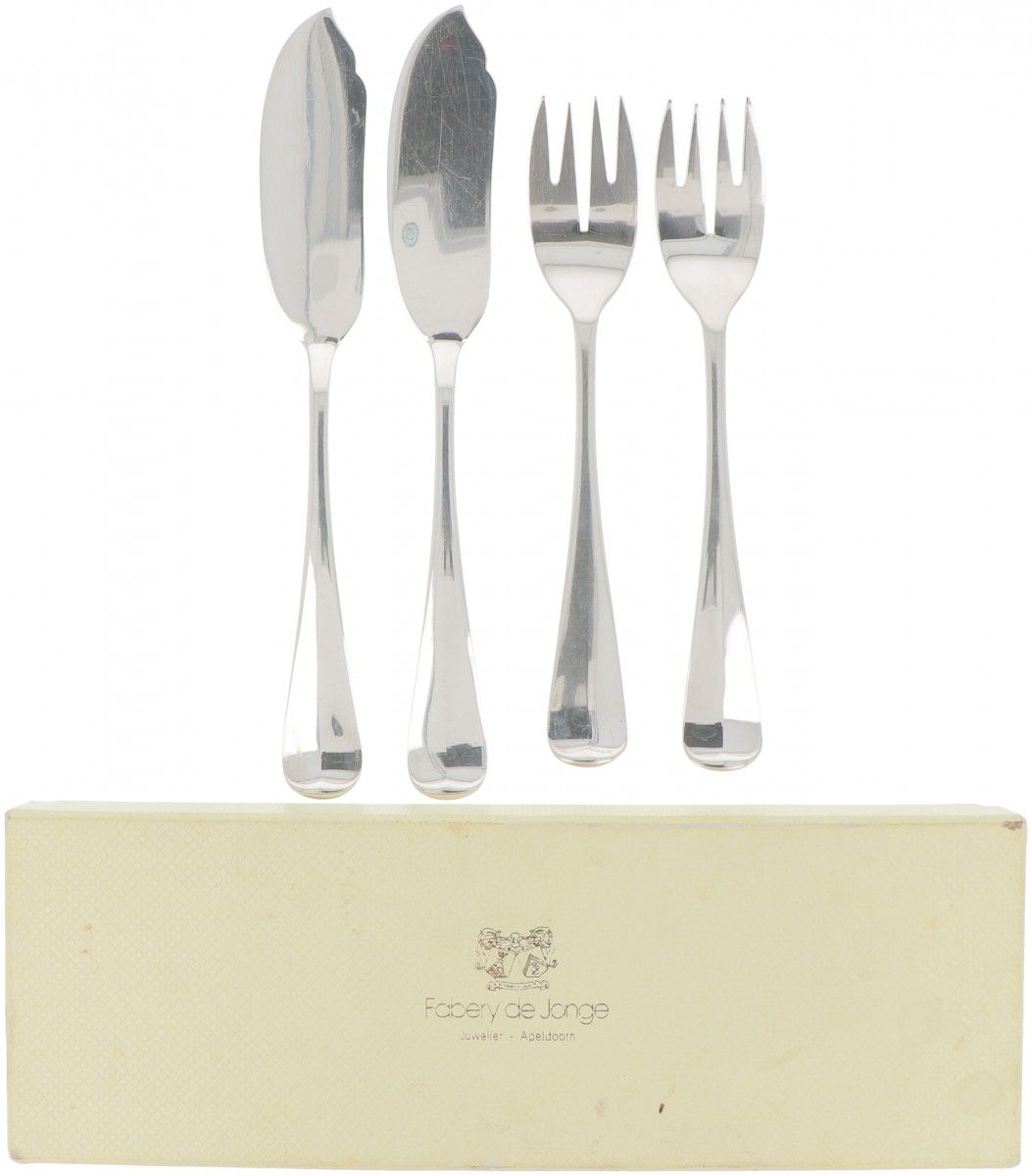 (4) piece silver fish cutlery set. "Haags Lofje"。荷兰，Voorschoten，Zilverfabriek Vo&hellip;