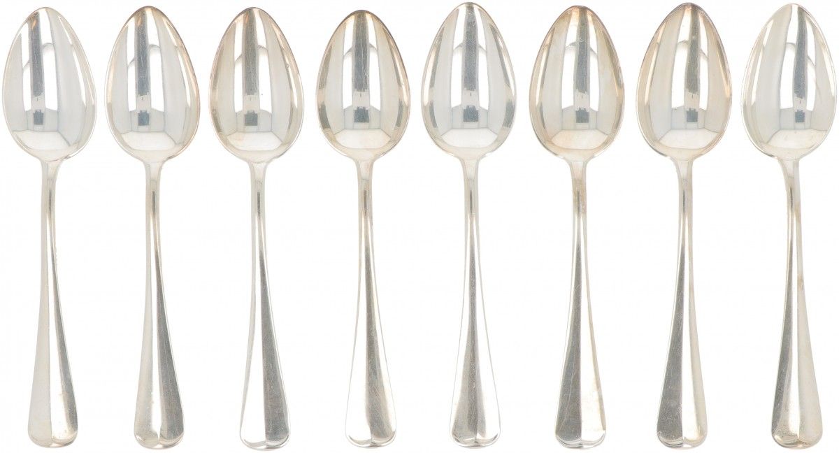 (8) piece set of spoons "Haags Lofje" silver. 模型。"Haags Lofje"。荷兰，Voorschoten, v&hellip;