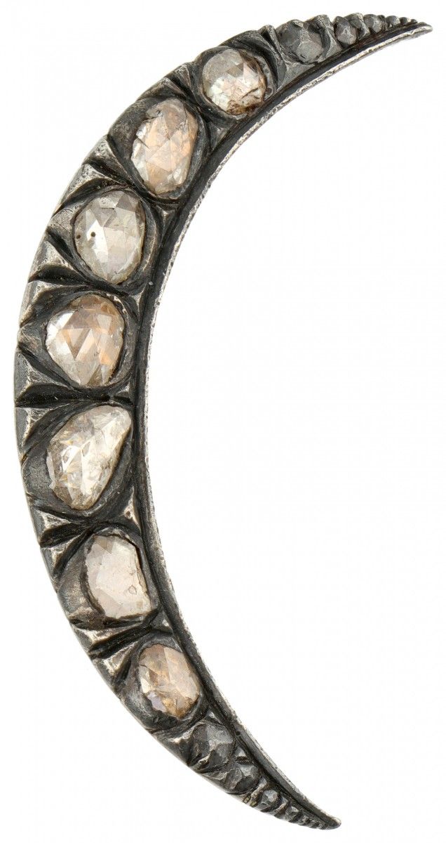Silver antique crescent brooch set with rose cut diamond - 835/1000. Punzierunge&hellip;