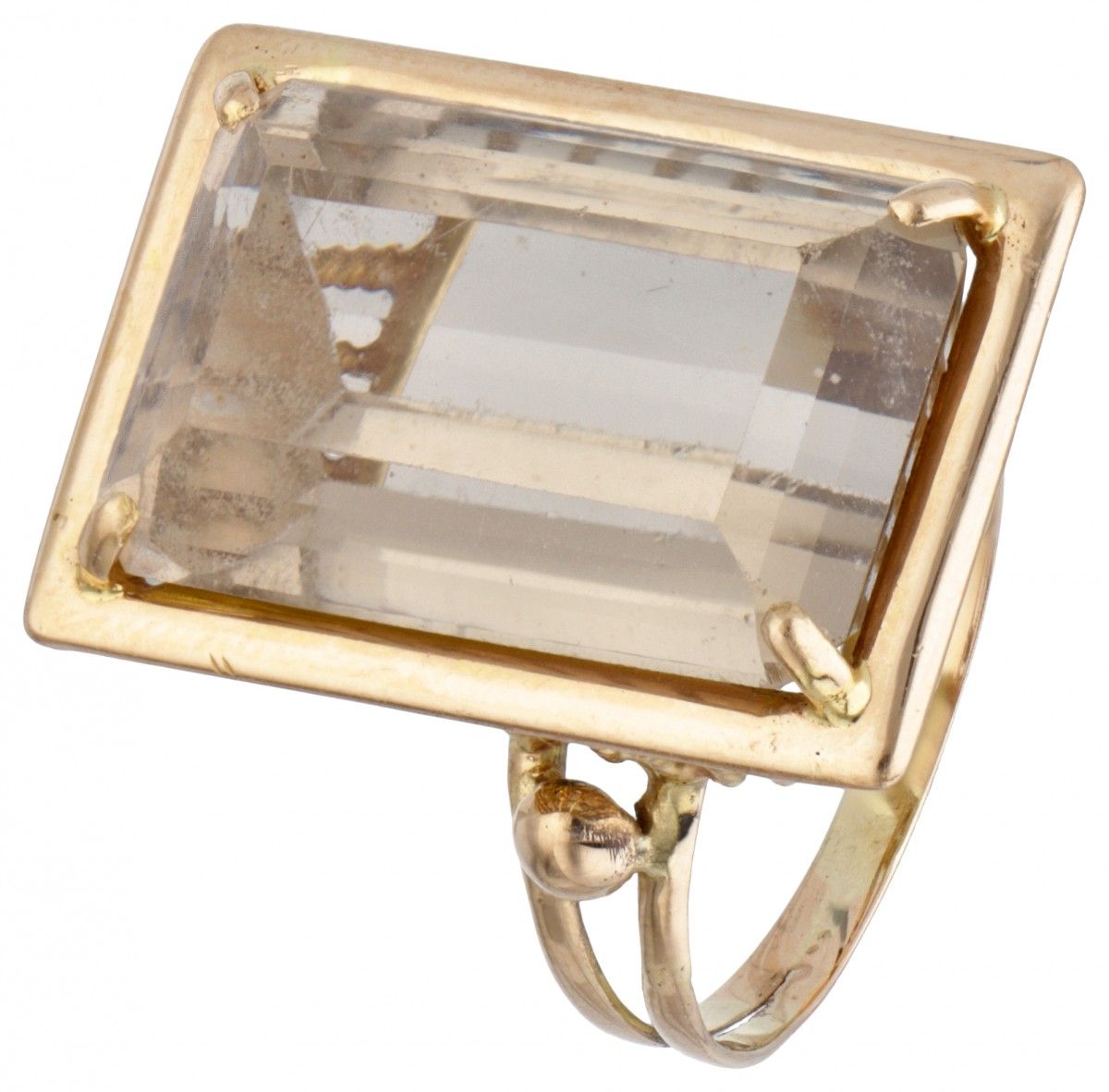 14K. Yellow gold vintage ring set with approx. 15.38 ct. Smoky quartz. 印章：585。配有&hellip;
