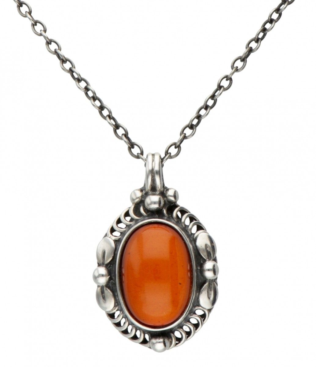 Silver Georg Jensen necklace with pendant of the year 1995, set with amber - 925&hellip;