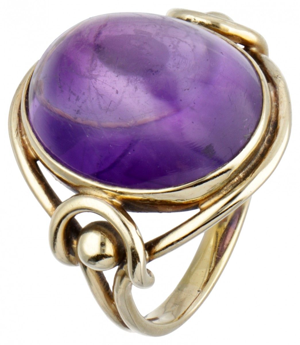 14K. Yellow gold solitaire ring set with approx. 16.95 ct. Natural amethyst. Poi&hellip;