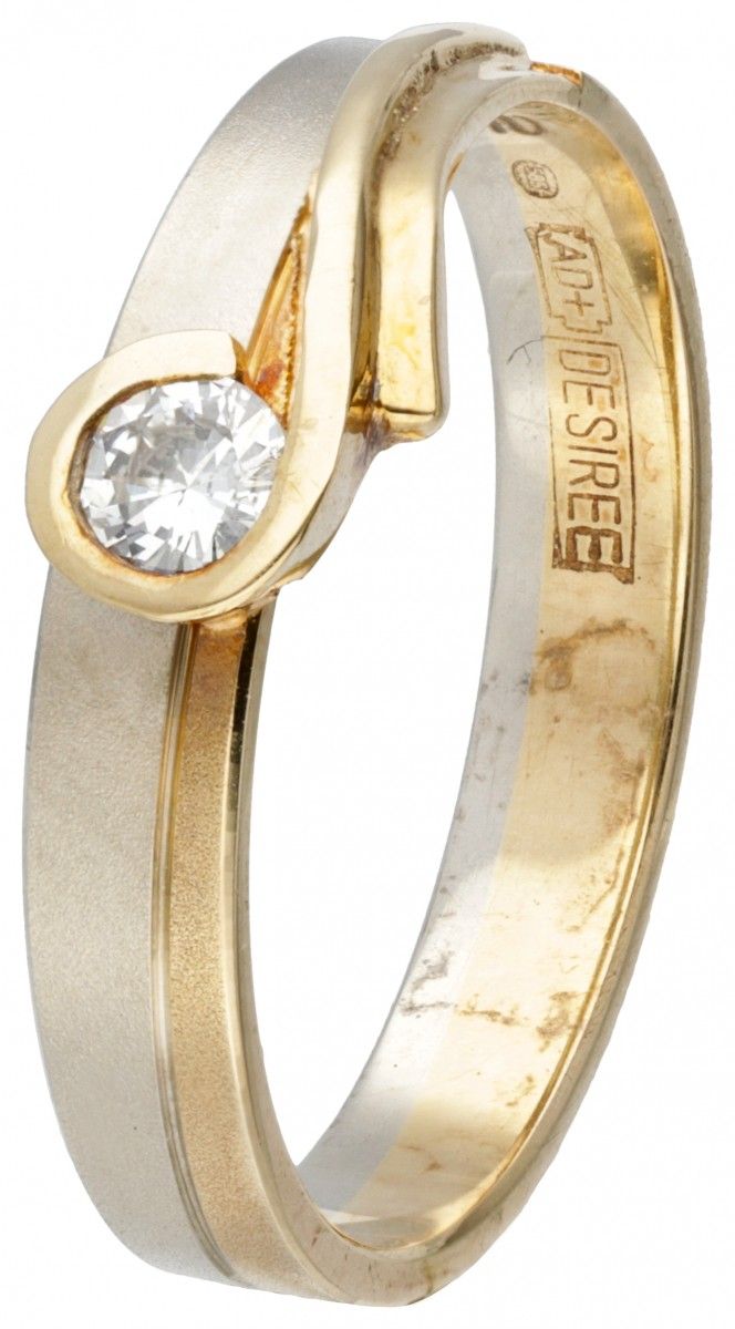 14K. Bicolor gold Desiree ring set with approx. 0.10 ct. Diamond. 部分消光。印章：585，De&hellip;