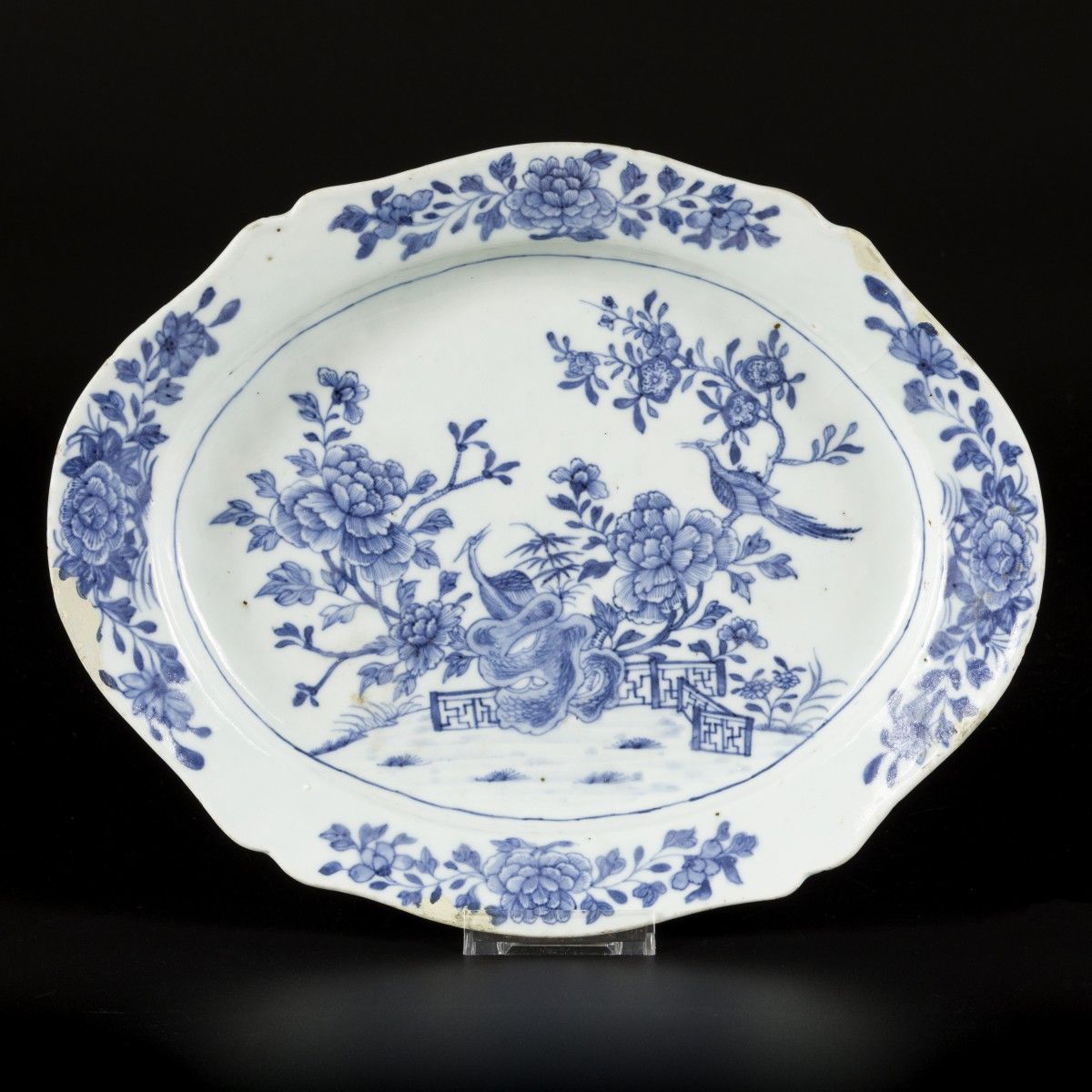 A porcelain bowl with decoration of birds and flowers, China, Qianglong. Durchm.&hellip;