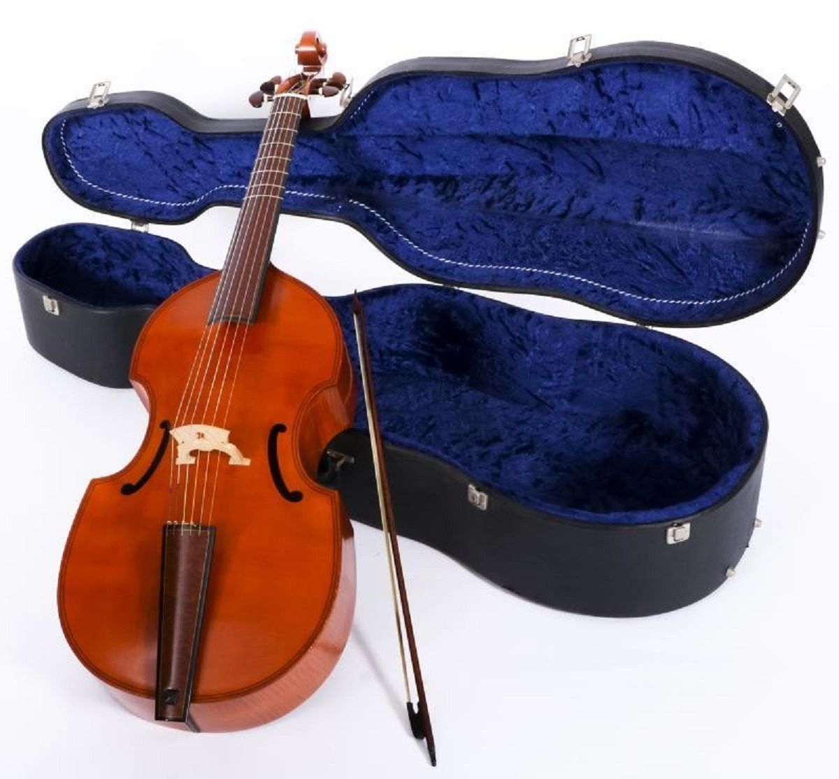 A viola da gamba Maestro, 7-string, in a suitcase. The frittings (catgut strings&hellip;