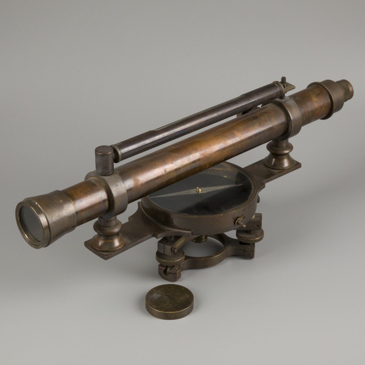 A brass "Carl Hensoldt" surveyors' spirit level instrument (transit/ theodolite)&hellip;