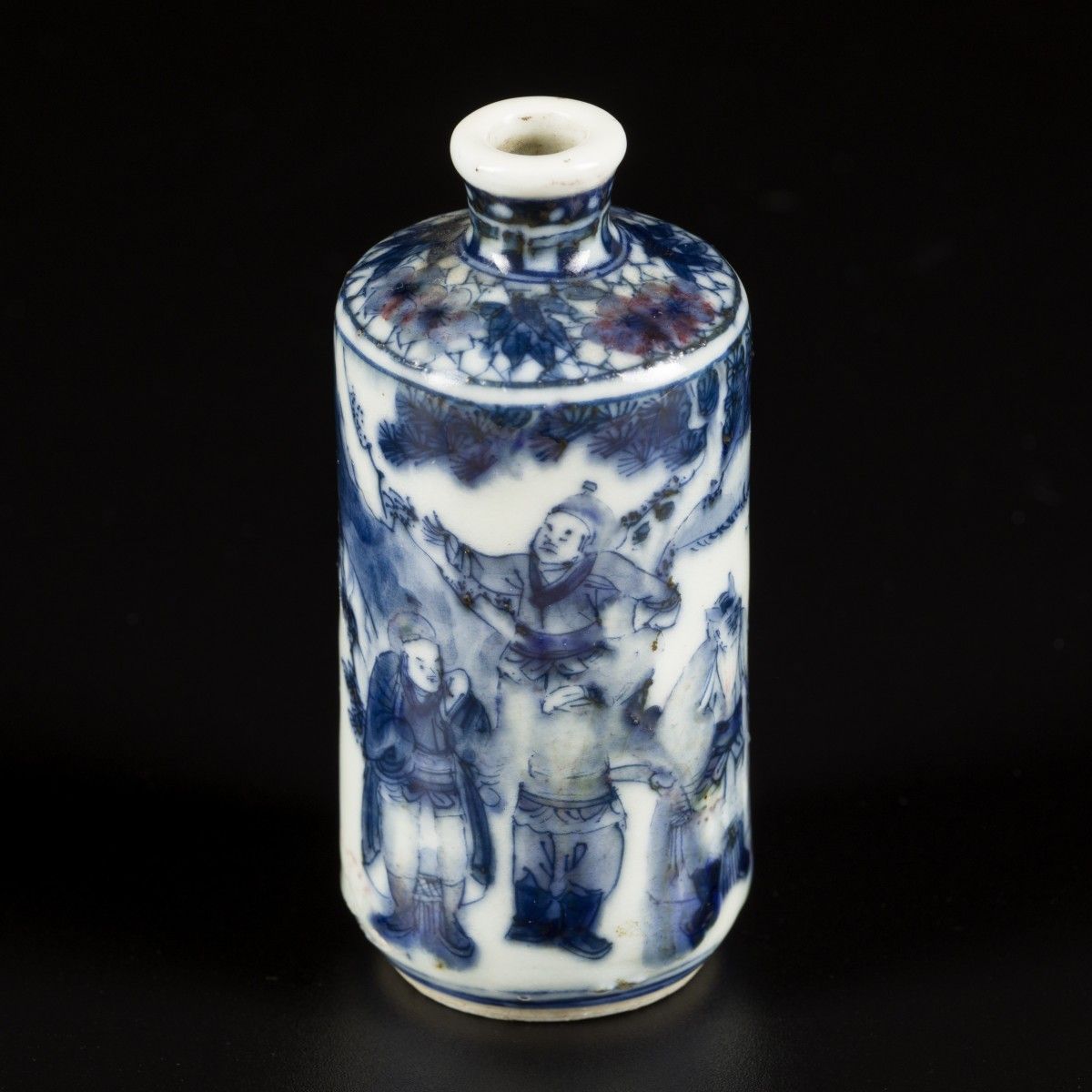 A porcelain iron-red snuff bottle decorated with street artists, China, 19th cen&hellip;