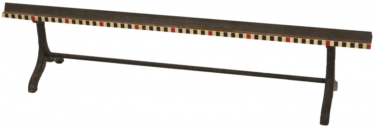 A vintage measuring device. 在铸铁脚上。刻有PM Tamson的字样，海牙。

L.100厘米。估计：40 - 60欧元。