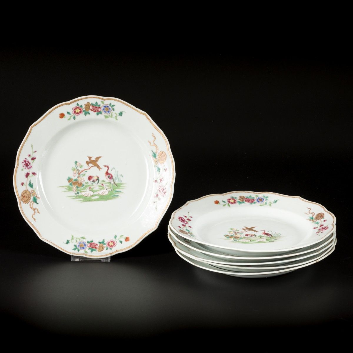 A set of (6) porcelain plates with polychrome decoration including herons, China&hellip;