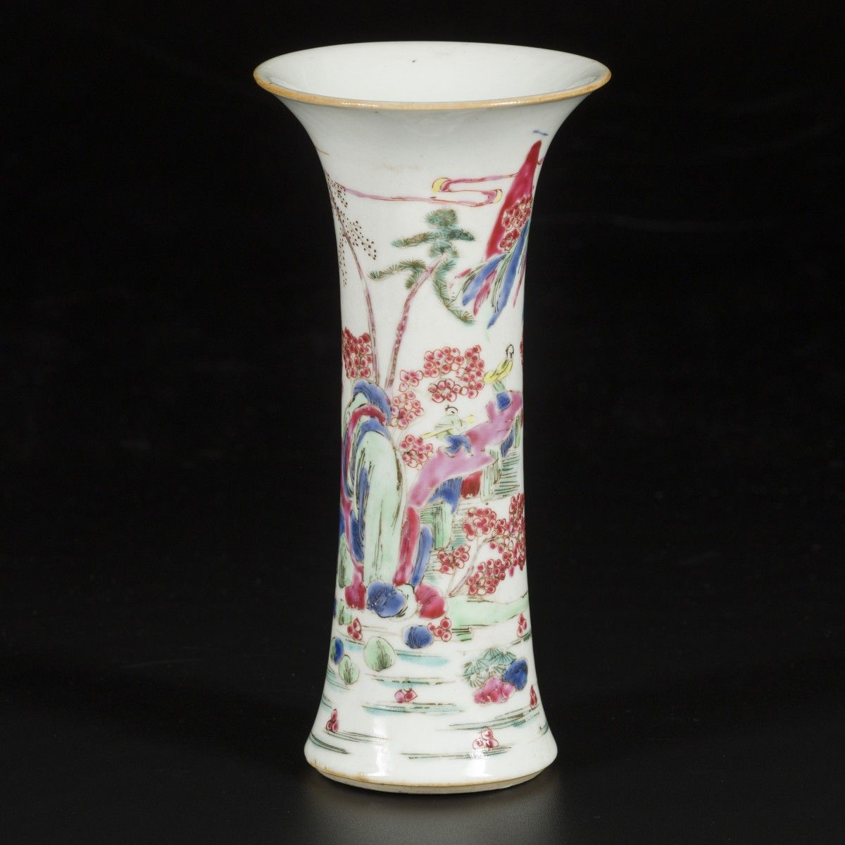 A porcelain beaker vase with a landscape scene, China, Yongzheng. Abm. 19 x 9,5 &hellip;
