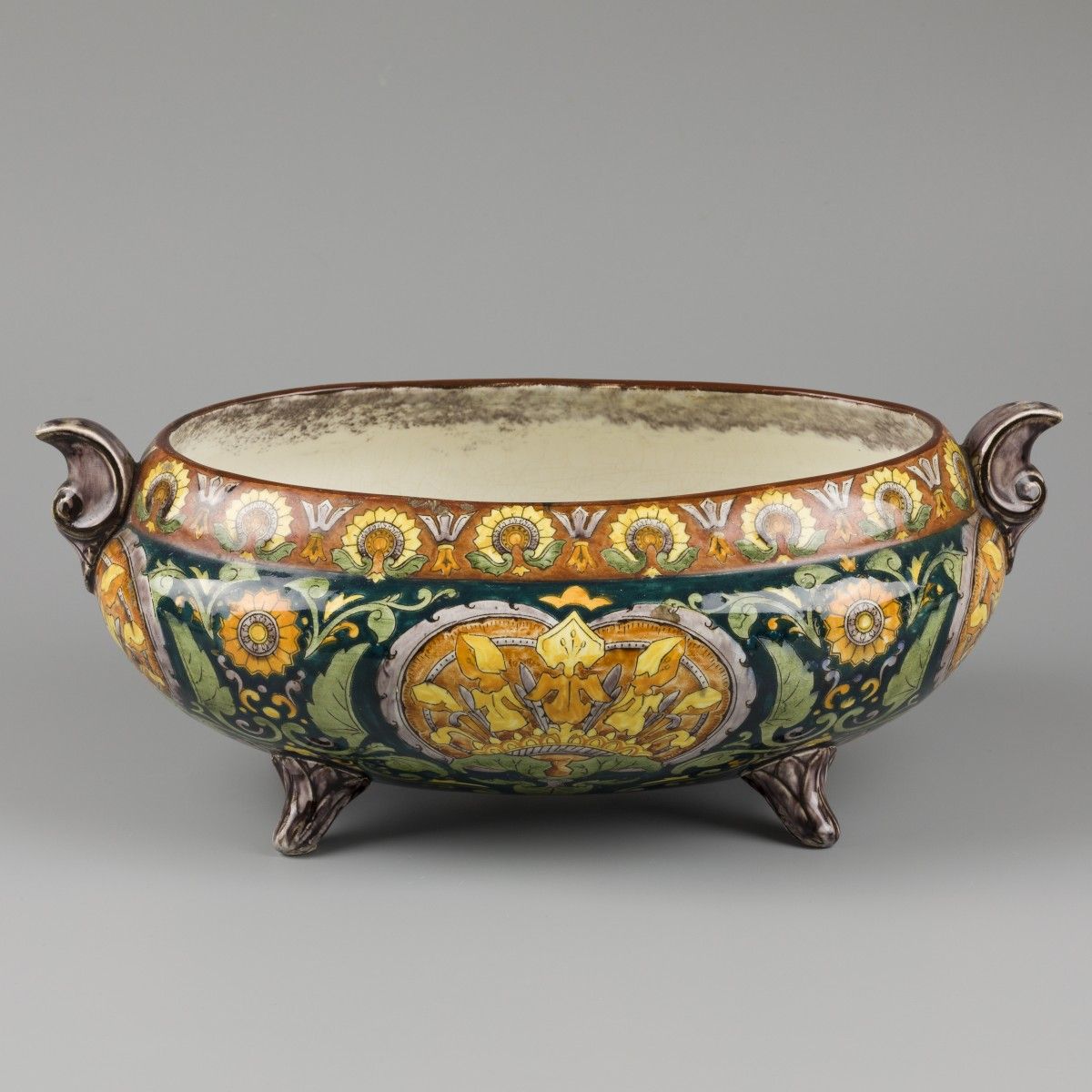 An earthenware jardiniere with floral decoration, Lunéville Keller Guérin, Franc&hellip;