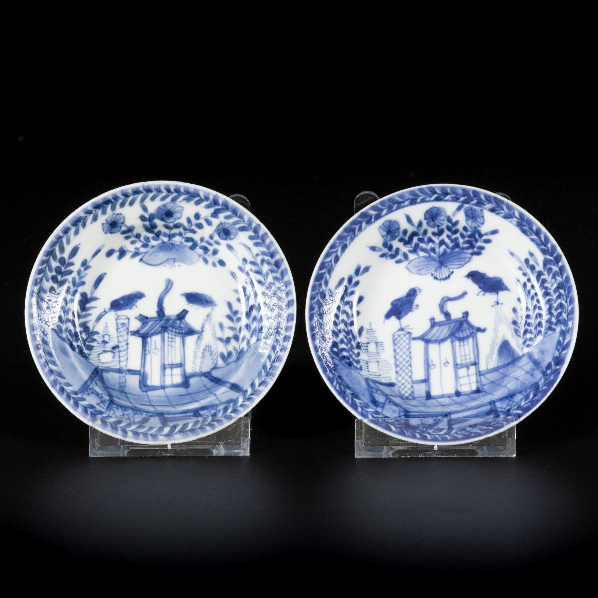 A set of (2) porcelain plates with cuckoo and house decoration, China, Yonghzeng&hellip;