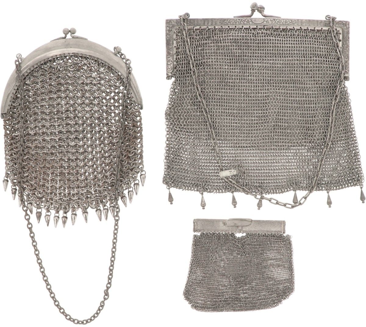 (3) piece lot with bracket bags & purse, alpacca. 在各种设计中。20世纪。550克，底座。估计：10 - 50&hellip;