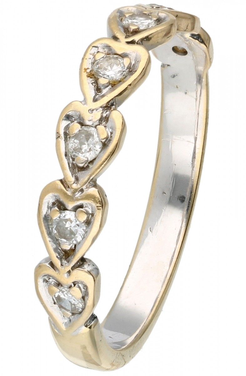18K. Yellow gold ring set with approx. 0.14 ct. Diamond in heart-shaped setting.&hellip;