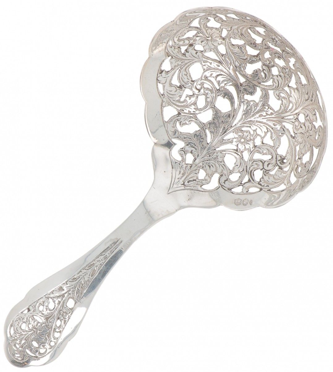 Wet fruit scoop silver. Modello modellato con motivi floreali traforati e parzia&hellip;
