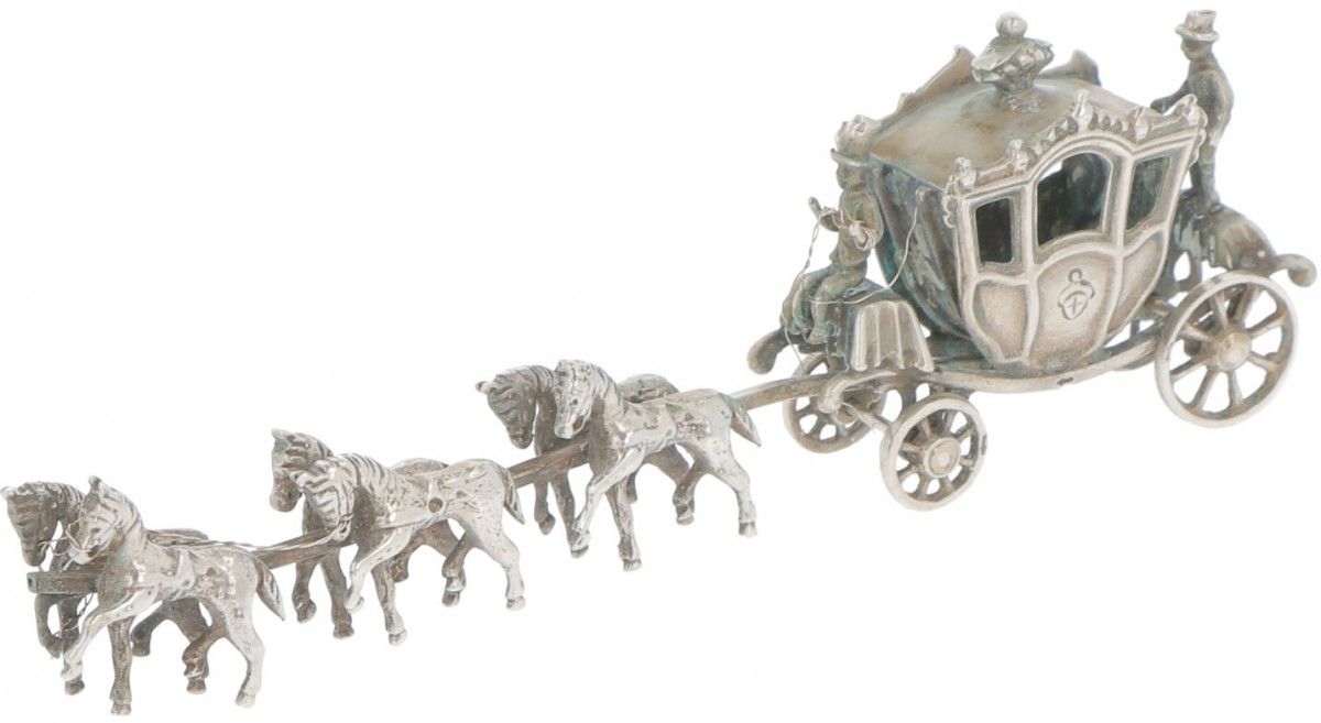 Miniature royal carriage with six horses in silver. Molto dettagliato. Paesi Bas&hellip;