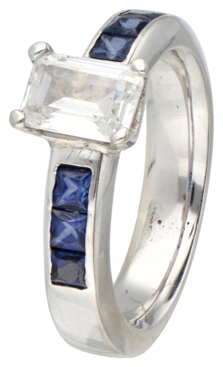 BLA 10K. White gold ring set with a cubic zirconia and sapphire. Ringgröße: 16,2&hellip;