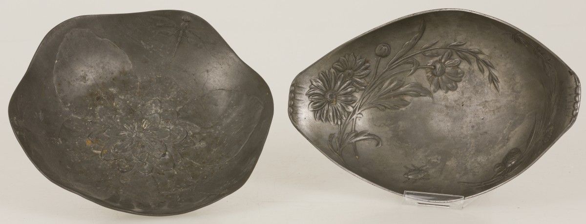 A lot of (2) pewter Art Nouveau fruit bowls, Germany, ca.1900. One decorated wit&hellip;