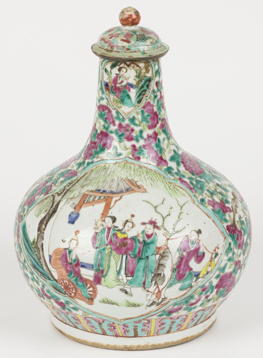 A porcelain stem vase with lid with Famille Rose decor and Chinese figures in th&hellip;
