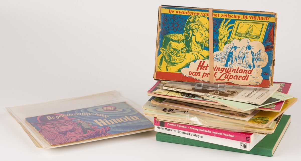 A lot comprised of various books and comic albums, a.W. The "Avonturen van Tom P&hellip;