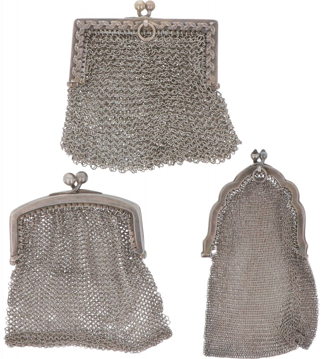 (3) Piece lot of silver bracket purses. Various versions, all with a chain mail &hellip;
