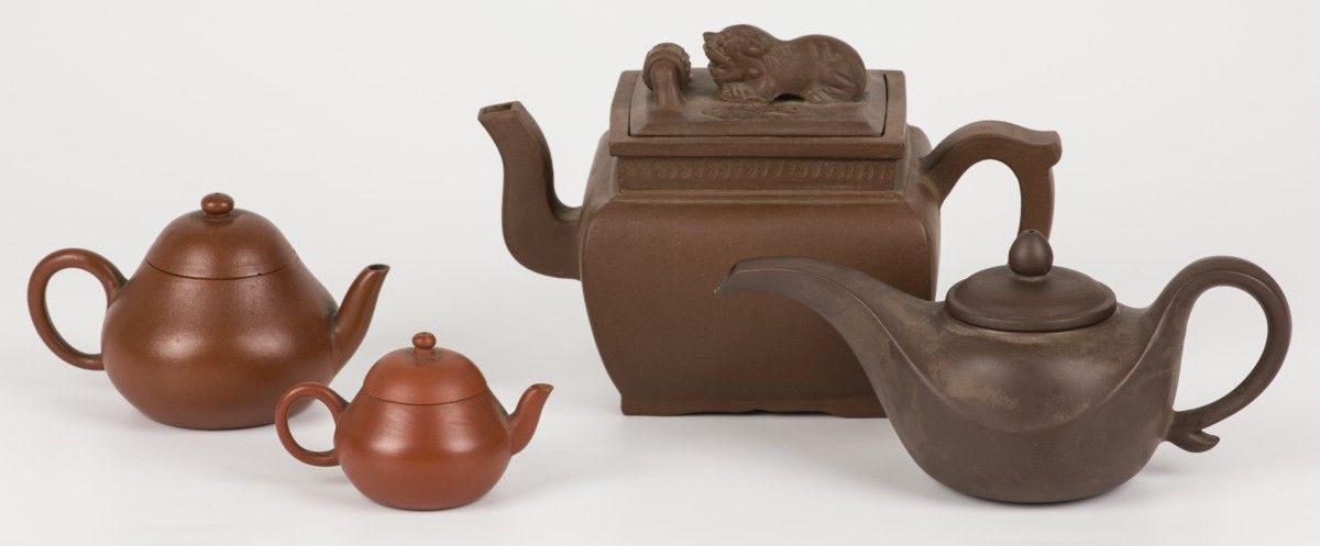 A lot of (4) Yixing teapots. China, 20th century. Various conditions.