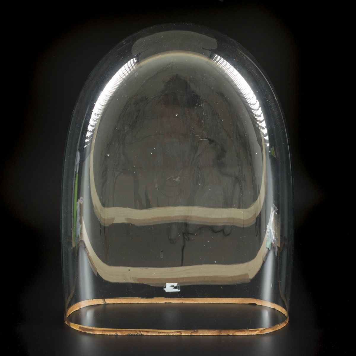 A glass cloce. End of 19th century. Afm. 42 x 30 cm.
